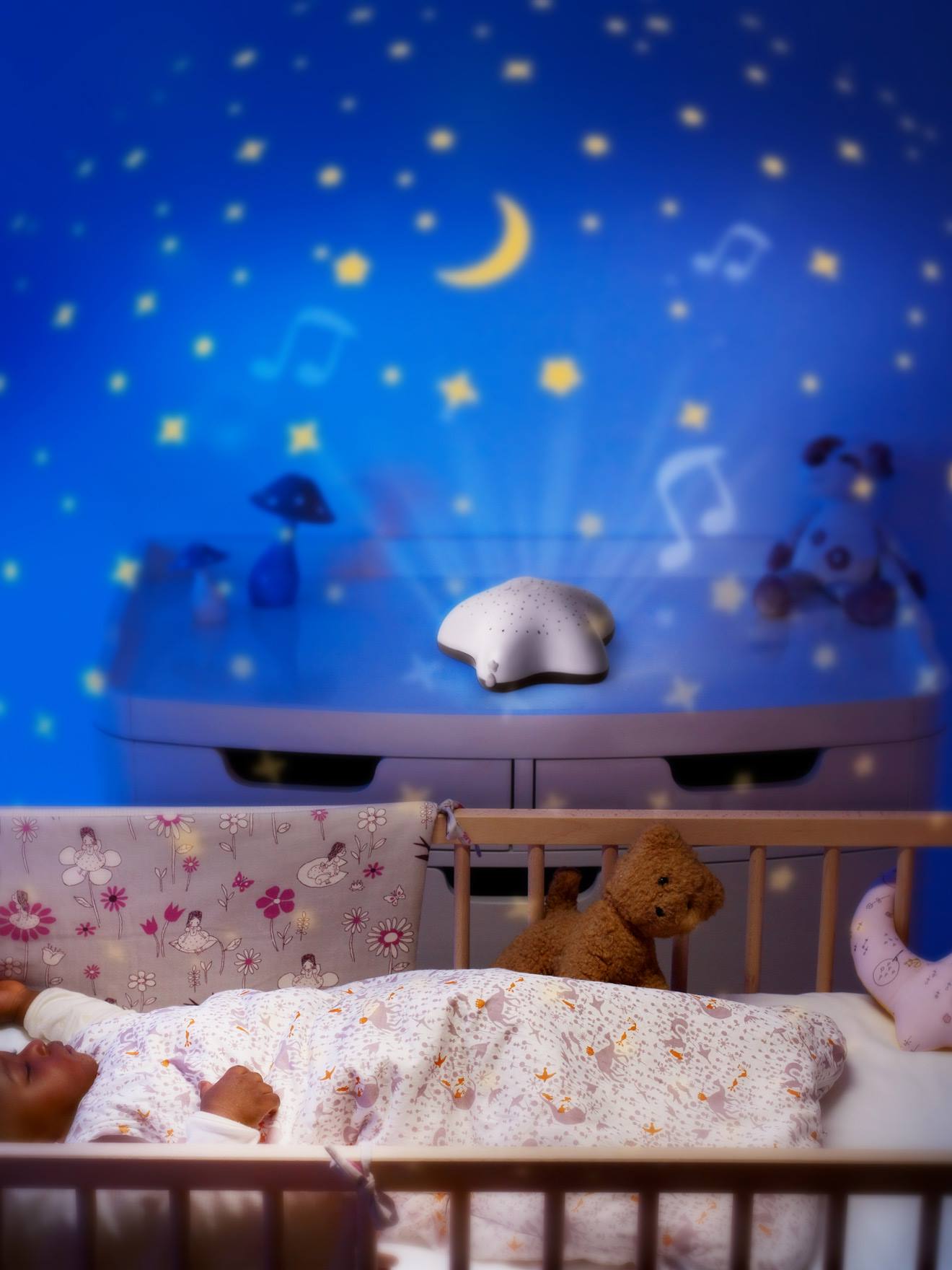 Pabobo x Kid Sleep Veilleuse Musicale et Lumineuse - Enfant et Bébé -  Peluche en Forme d'Etoile - Projecteur Aquatique - Nomade - Lampe - Plafond  