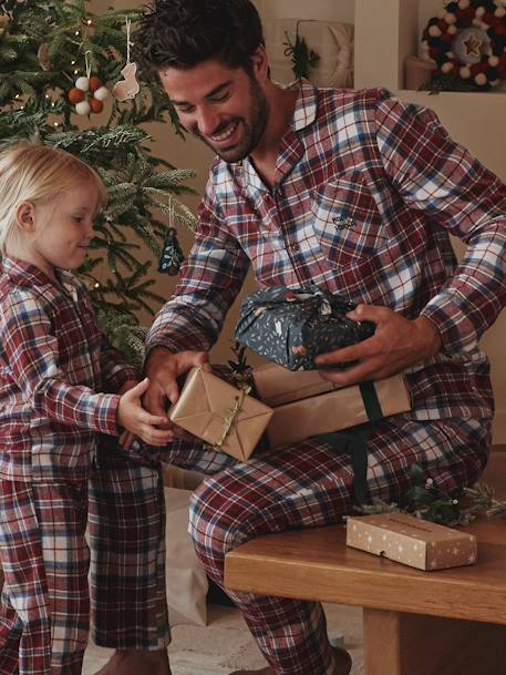 Pyjama flanelle adulte collection capsule 'Happy Family' carreaux rouge 