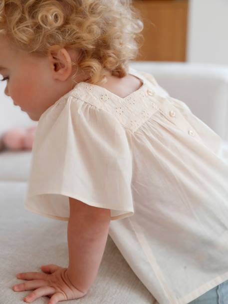 Blouse encolure carrée en broderie anglaise bébé écru+vert sauge 